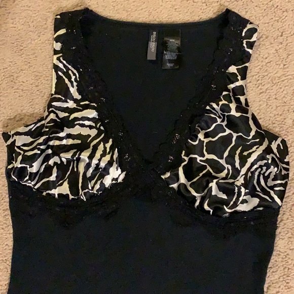 Bisou Bisou size Medium black and cream tank top - Picture 2 of 5